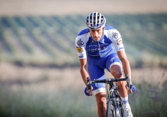 Capecchi-Etixx-Maillot-2017