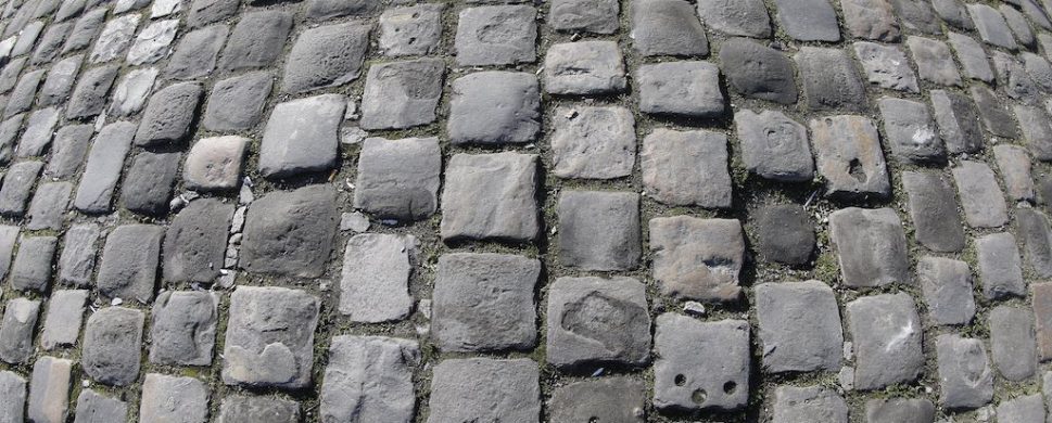 paves