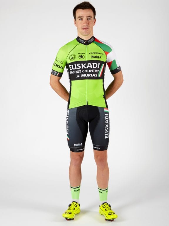 Euskadi-Murias-Kalas-ropa-4