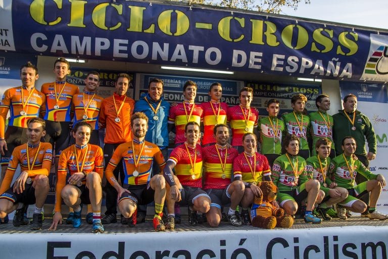 nacional-relevos-podio