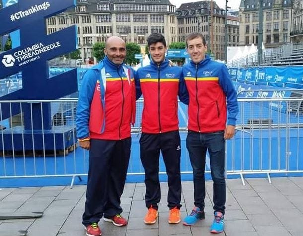 omar-gonzalez-fernando-alarza-antonio-serrat