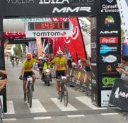 VueltaIbizaMTB17-LuisLeaoPinto_SorenNissen_Ganadores