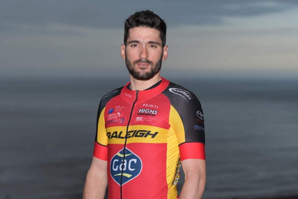 enrique-sanz-maillot-raleigh-2017