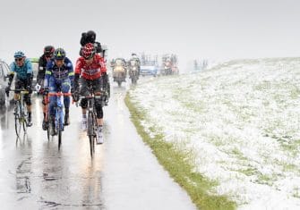 fuga-segunda-etapa-romandia-2017-nieve