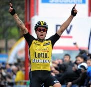 Roglic se lleva la gloria en Bilbao (Vídeo)