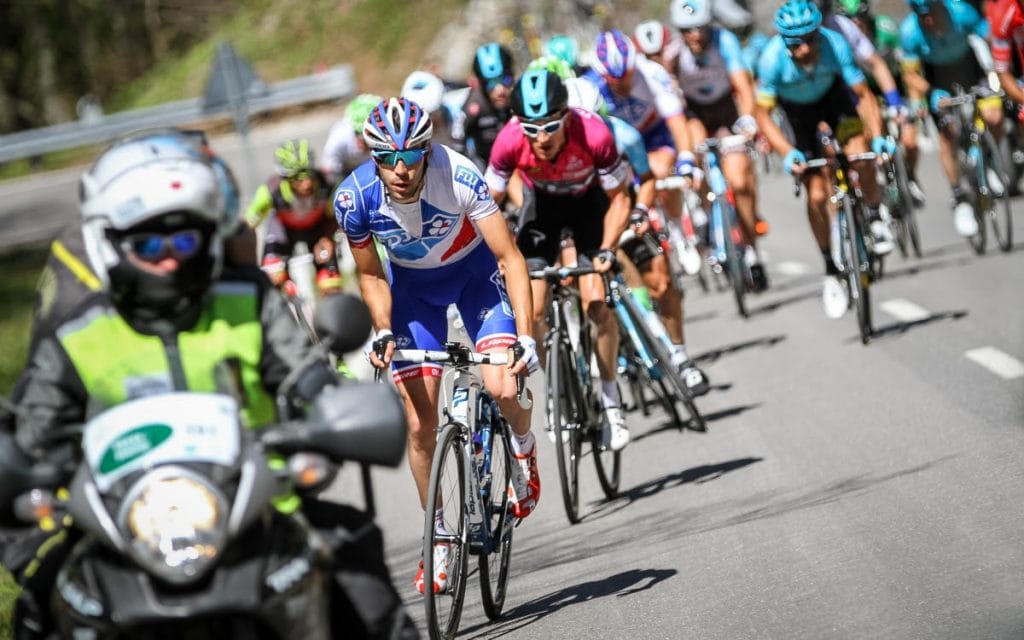 thibaut-pinot-fdj-ataque-alps-2017