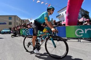 Pello-bilbao-astana-giro-italia-2017