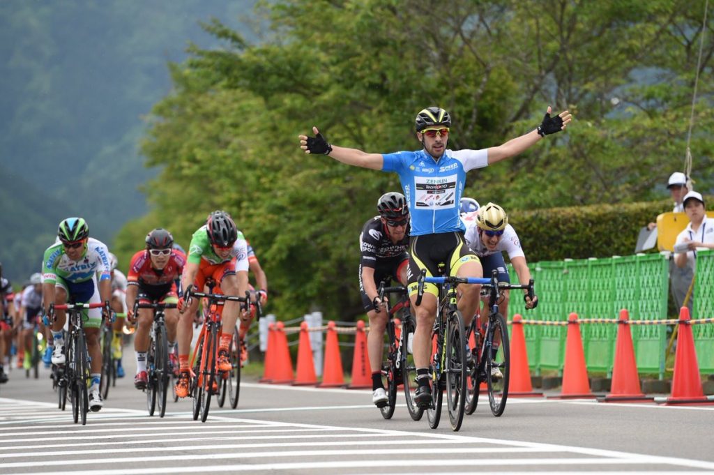 aberasturi-team-ukyo-tour-japon-2017-4ª-etapa
