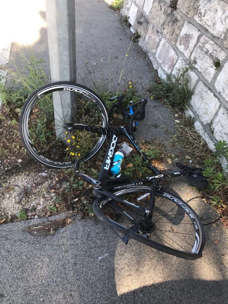 chris-froome-accidente-team-sky-2017