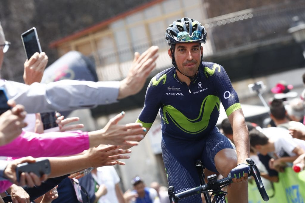 de-la-parte-movistar-team-giro-italia-2017-1
