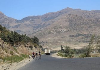 Descubre Etiopía a golpe de pedal: Un nuevo paraíso ciclista