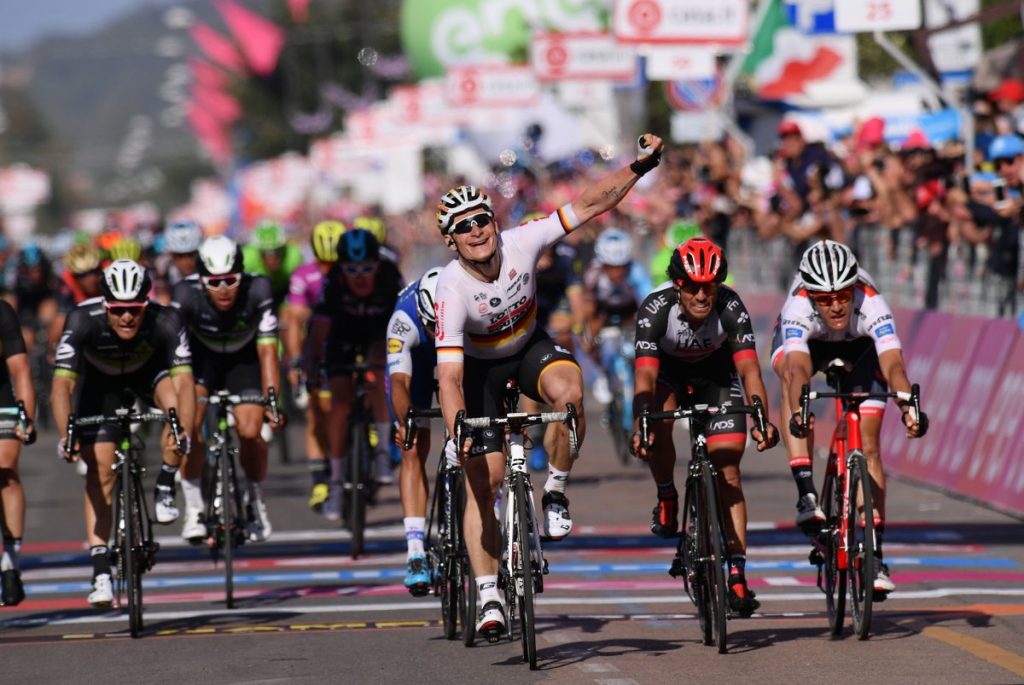 greipel-celebra-2ª-etapa-giro-100