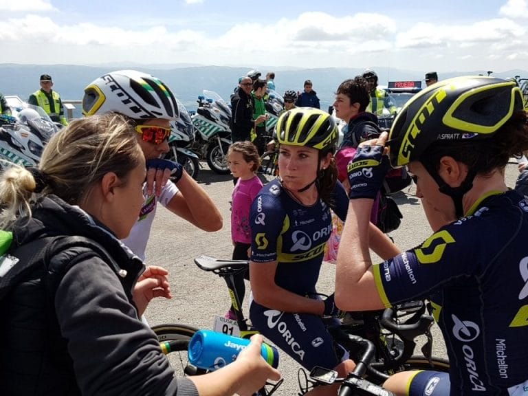 van-vleuten-orica-scott-emakumeen-bira-2017-1