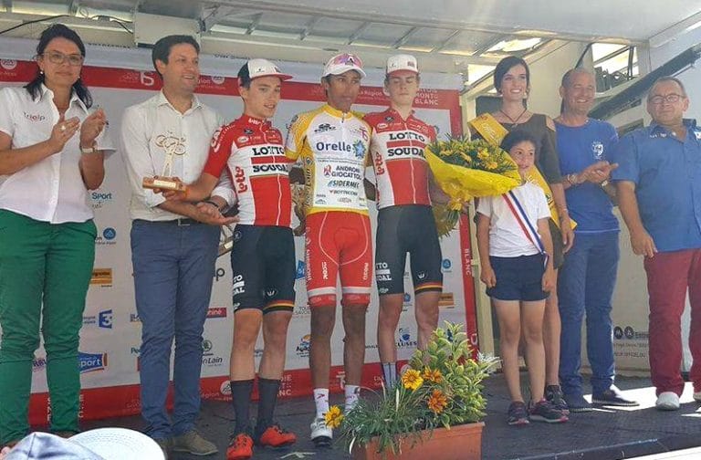 egan-bernal-androni-podio-final-savoie-2017