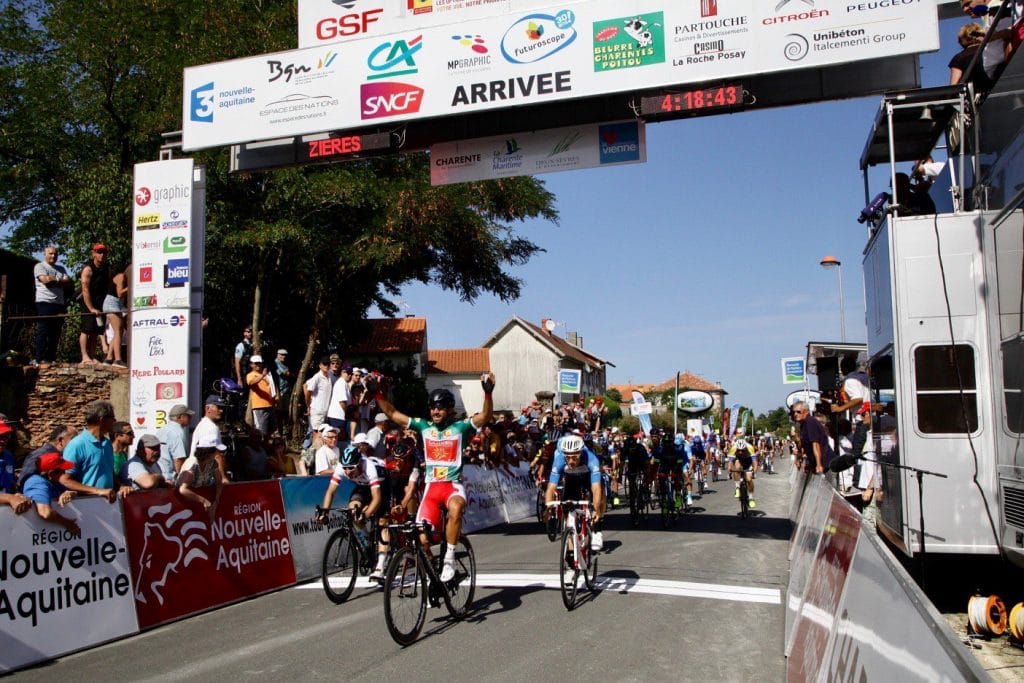 Bouhanni-viviani-poitou-charentes-etapa-2