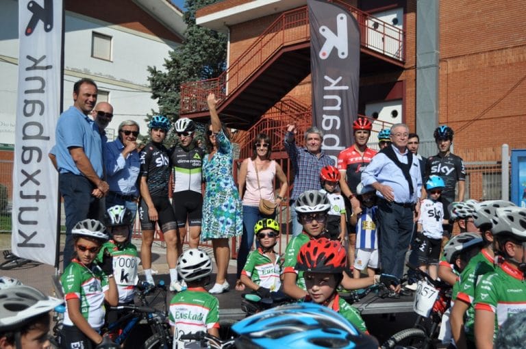 La Fundación Euskadi celebra con éxito su ‘Fiesta de la Bici’ entre profesionales