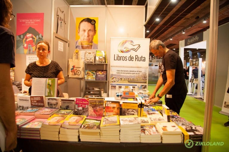 «Gustaaf Deloor, de la Vuelta a la luna» gana el II Certamen «Un libro en ruta»