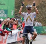 stefan-denifl-etapa-17-vuelta-espana-2017-los-machucos