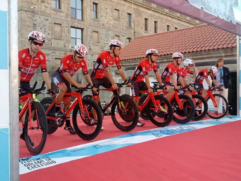 volta-galicia-2017-1ª-etapa-froiz