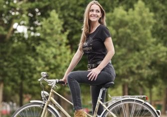 Bicicleta electro-retro: Peugeot presenta su nueva colección Legend