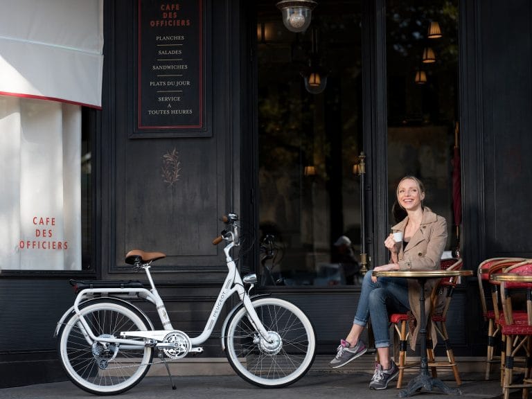 Bicicleta electro-retro: Peugeot presenta su nueva colección Legend