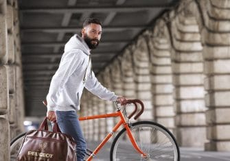 Bicicleta electro-retro: Peugeot presenta su nueva colección Legend