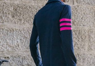 casual-cycling-transparent-camisa-marino-espalda-bici