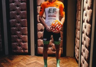 El Team Education First de Urán presenta sus colores para 2018