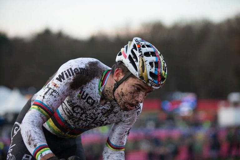 wout-van-aert-crelan-charles-copa-mundo-zeven-2017