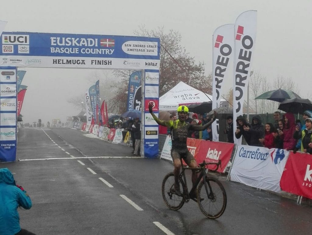 ruiz-larrinaga-ametzaga-cx-2017