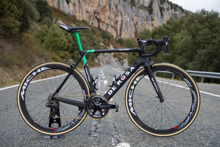 Caja Rural-RGA pedaleará sobre De Rosa