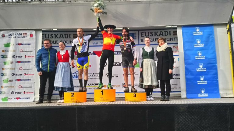 nacional-cx-legazpi-master-50A-podio