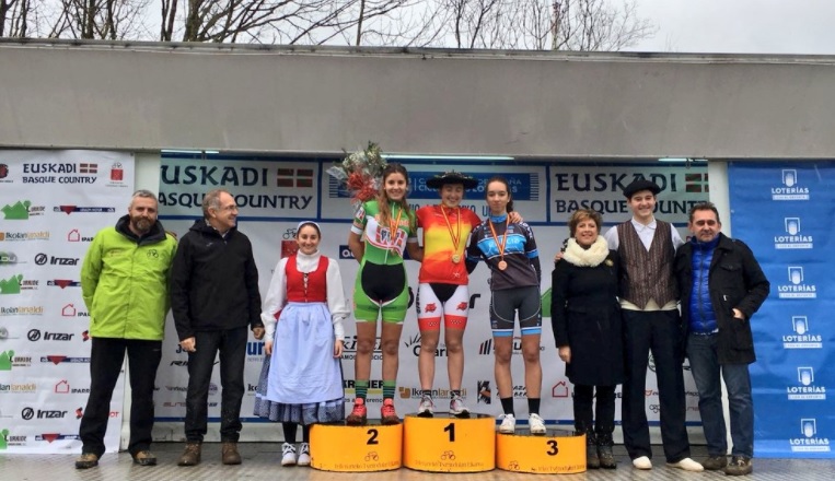 podio-feminas-cadete