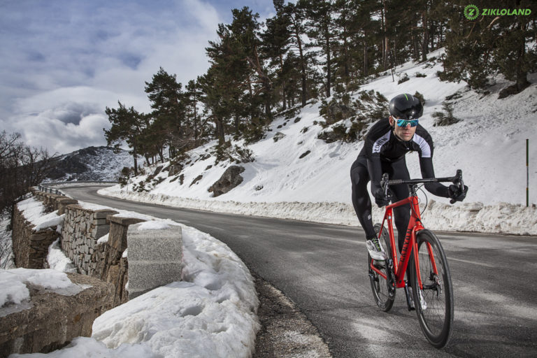 Canyon_Endurace_CF_SLX_ 001