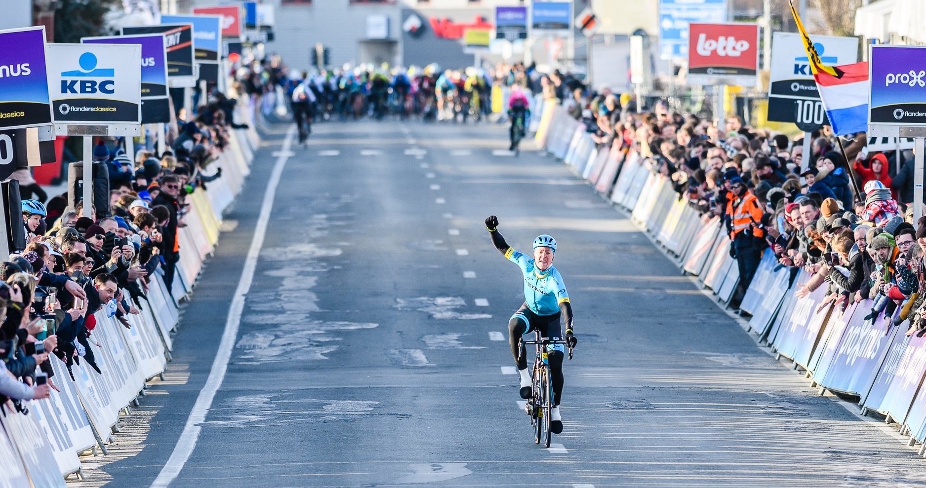 michael-valgren-astana-omloop-het-nieuwsblad-podio