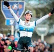 Cx Hoogstraten: Van der Poel vuelve a la senda triunfal