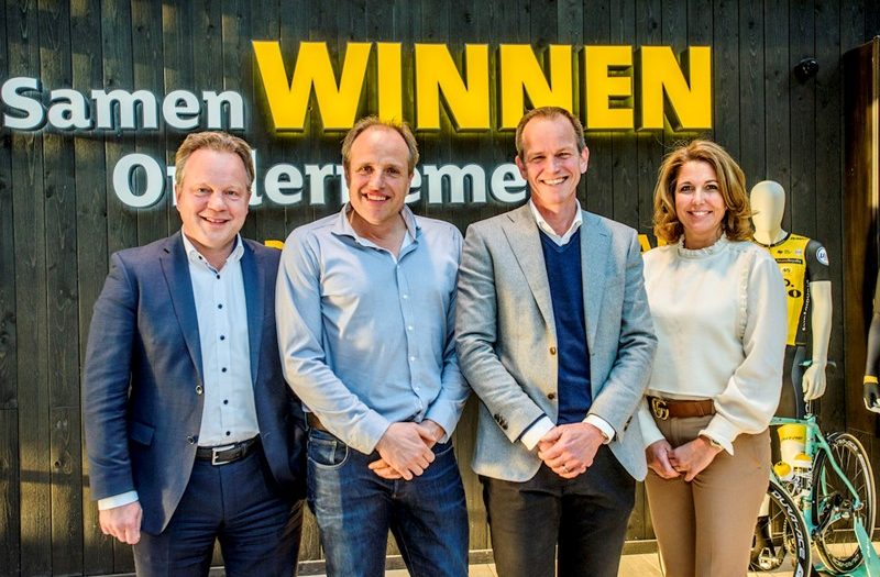 Richard Plugge (Jumbo-Visma): «No estoy nada preocupado por la situación de los sponsors»