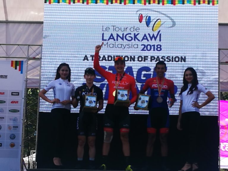 Tour Langkawi: Etapa y general para Adam de Vos