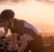 Santini presenta Volo, su nuevo kit femenino