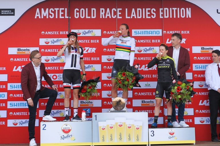 Amstel Gold Race: Chantal Blaak se lleva la carrera femenina