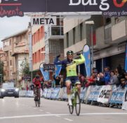 Vuelta a Burgos: Ziortza Isasi (Sopela) se lleva la primera etapa