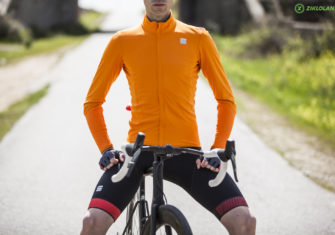 Sportful Fiandre Norain Light Top: Ni frío, ni calor ni agobios en primavera