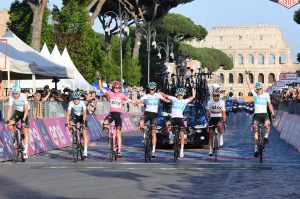 chris-froome-team-sky-2018-giro-italia-etapa21