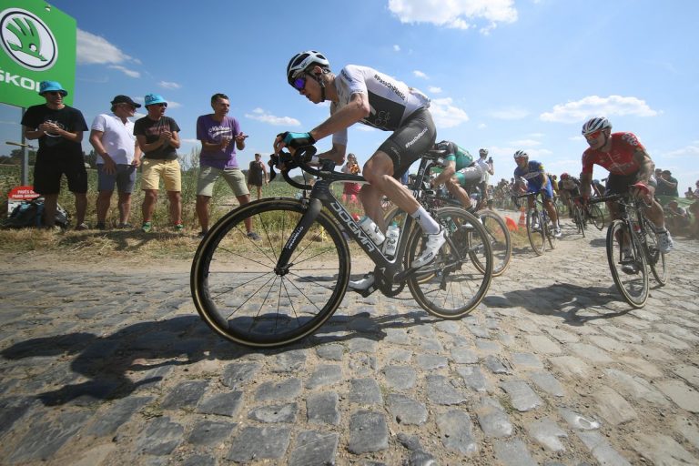 chris-froome-sky-9ª-etapa-tdf-2018