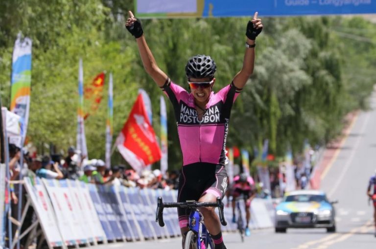 hernan-agirre-manzana-postobon-tour-qinghai-lake-2018-etapa4