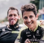 esteban-chaves-mitchelton-scott-paron-2018