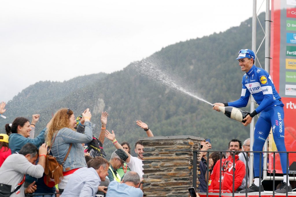 enric-mas-podio-vuelta-2018-etapa20-andorra