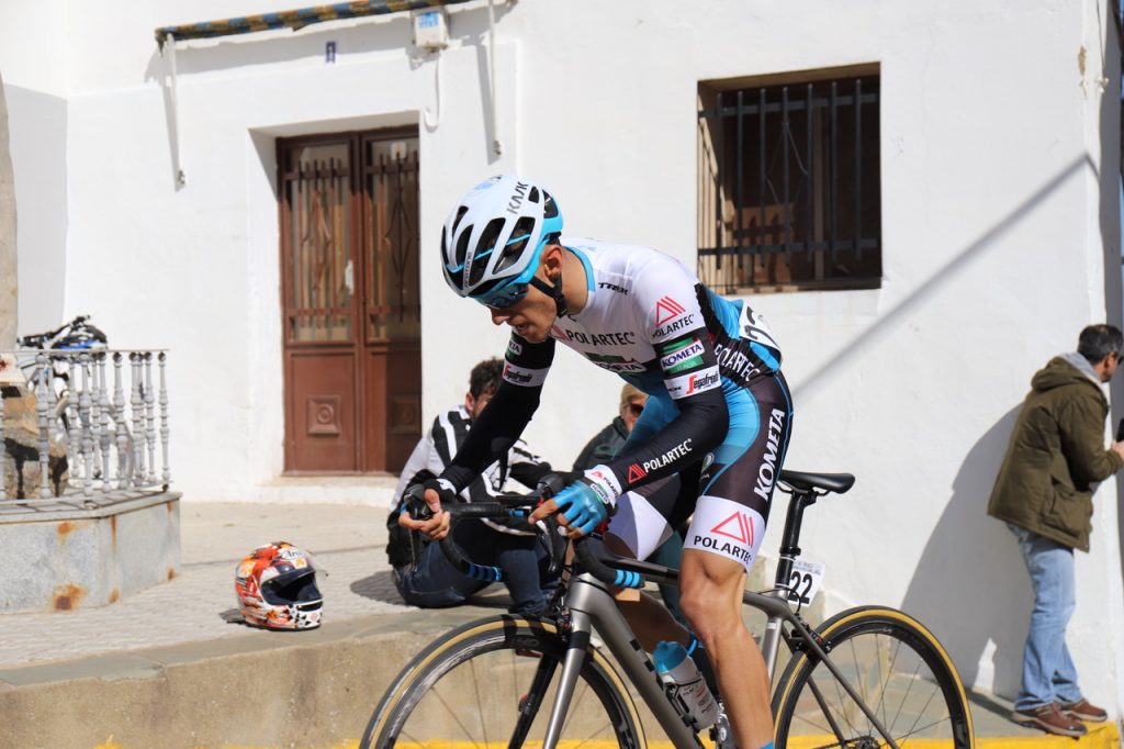 jose-antonio-garcia-polartec-kometa-2018-entreno