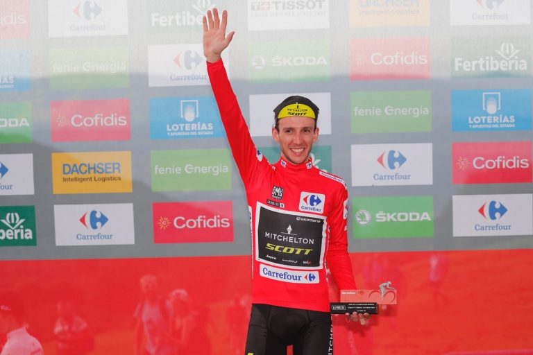 simon-yates-vuelta-espana-2018-etapa14-rojo