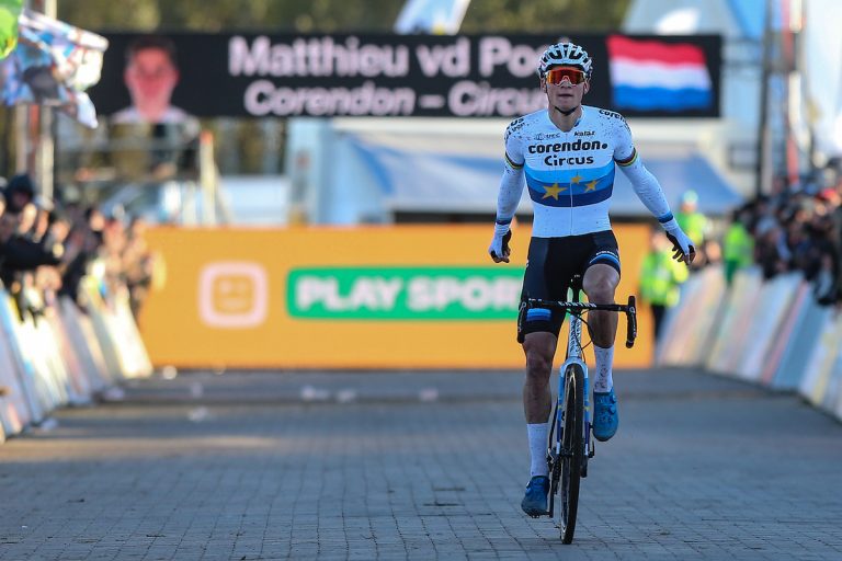 Mathieu-van-der-poel-Ruddervoorde-superprestige-2018.jpg